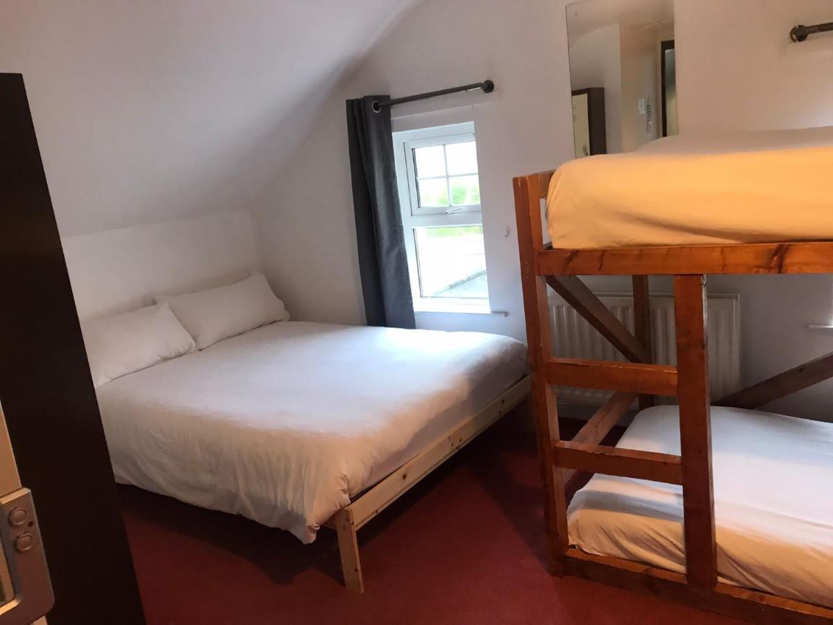 Finn Mccools Giants Causeway Hostel 부시밀즈 외부 사진