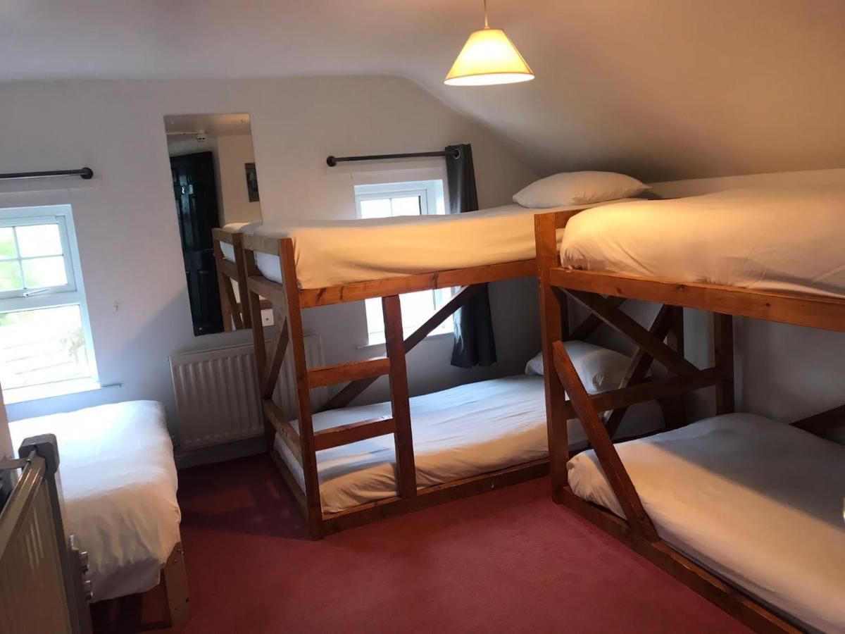 Finn Mccools Giants Causeway Hostel 부시밀즈 외부 사진