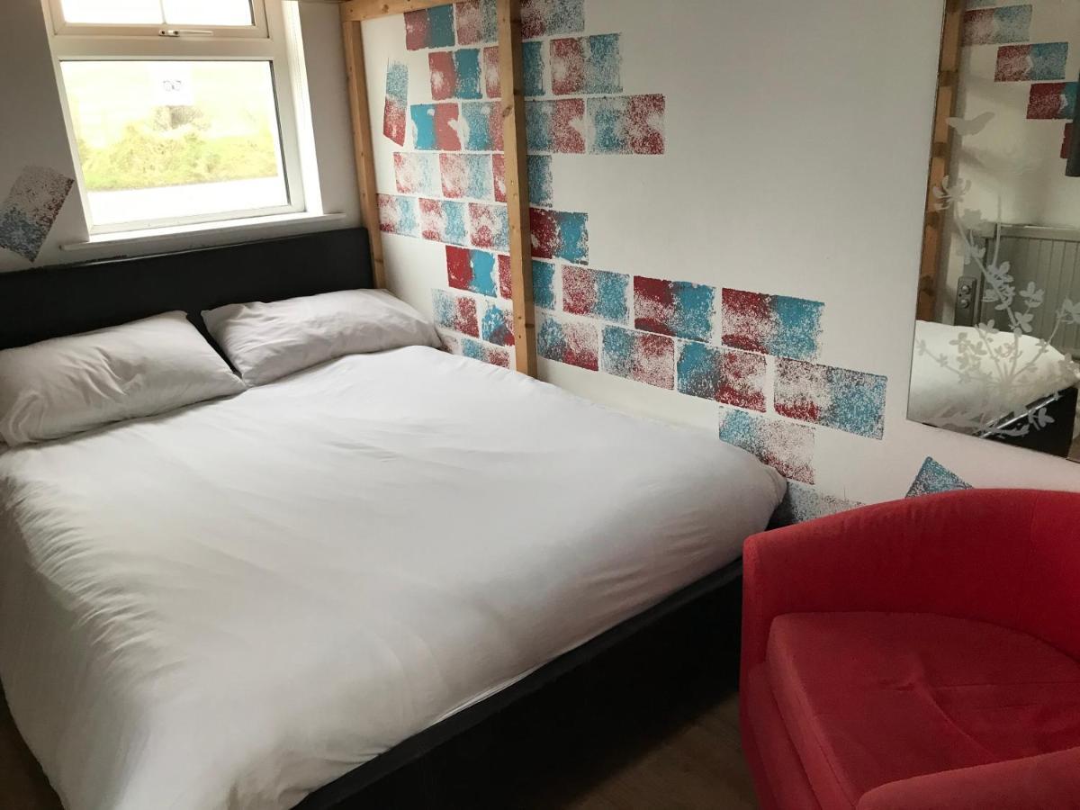 Finn Mccools Giants Causeway Hostel 부시밀즈 외부 사진