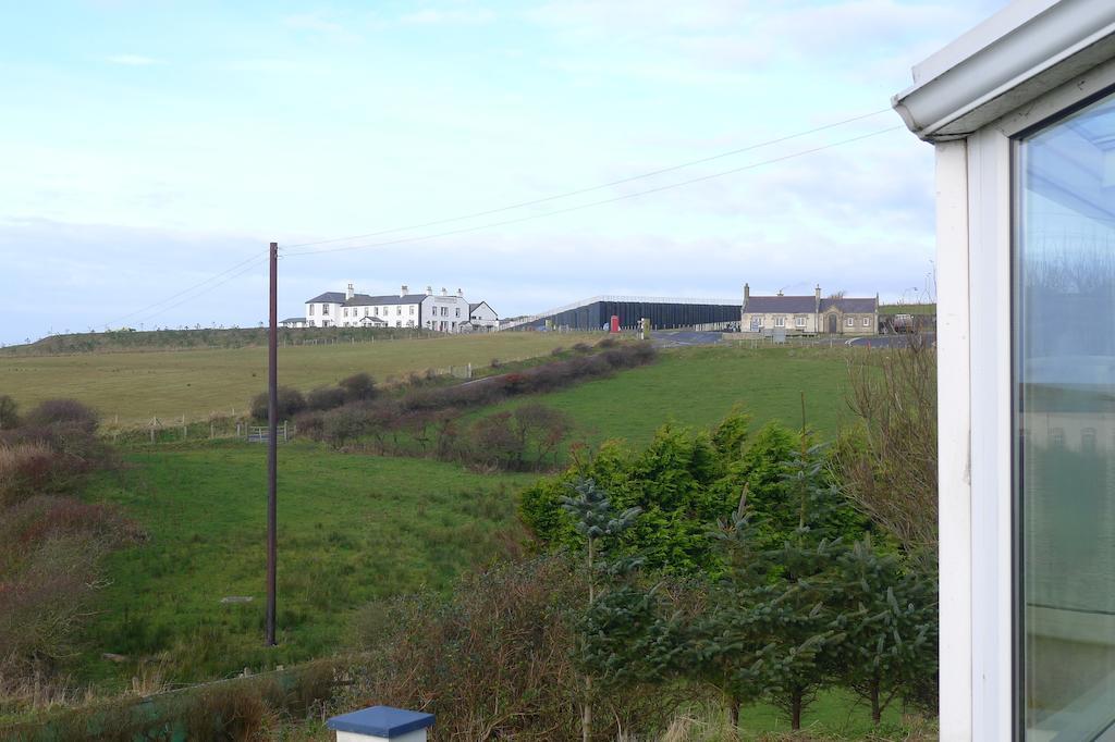 Finn Mccools Giants Causeway Hostel 부시밀즈 외부 사진